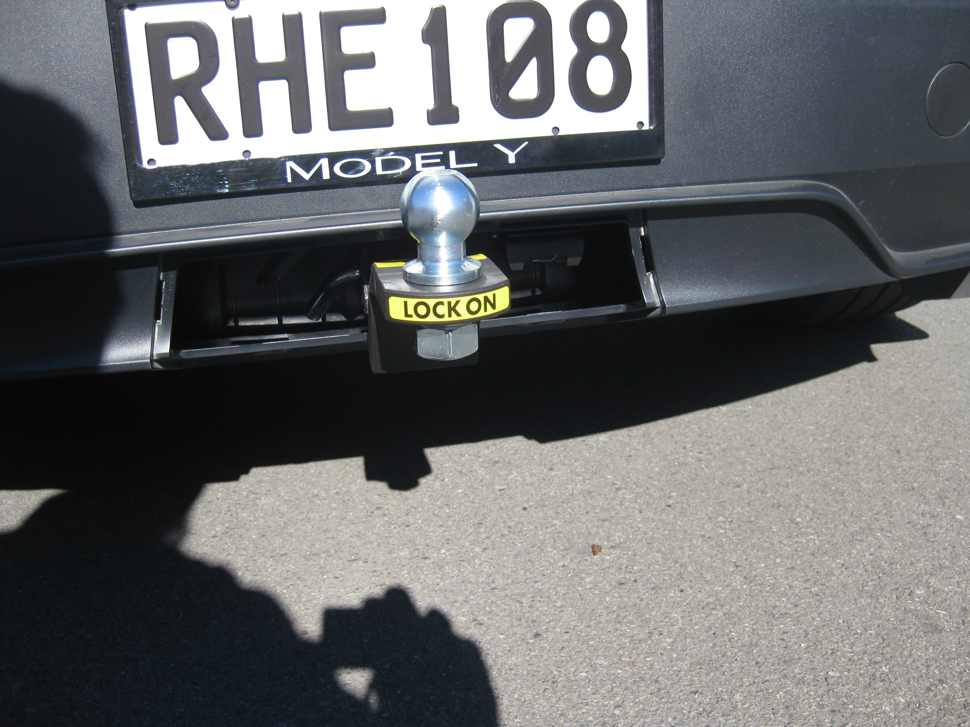 TESLA MODEL Y SALOON 2025-CURRENT